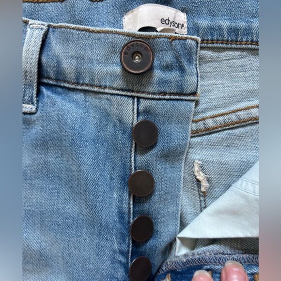 edyson Delon High Rise Short in Light Park Wash NWT - Picture 7 of 10